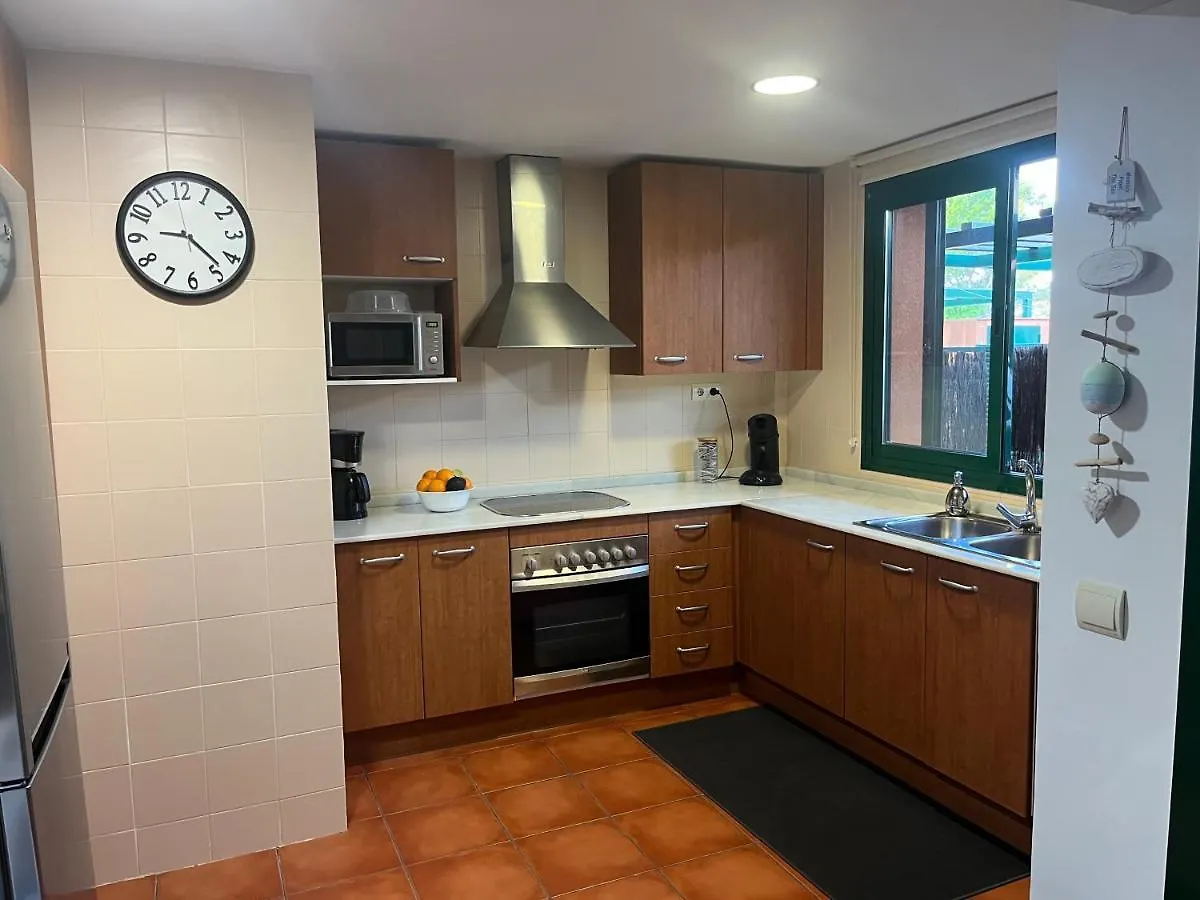 Apartment Appartement Residentiel Avec Jardin Et Piscine Calafat Spain